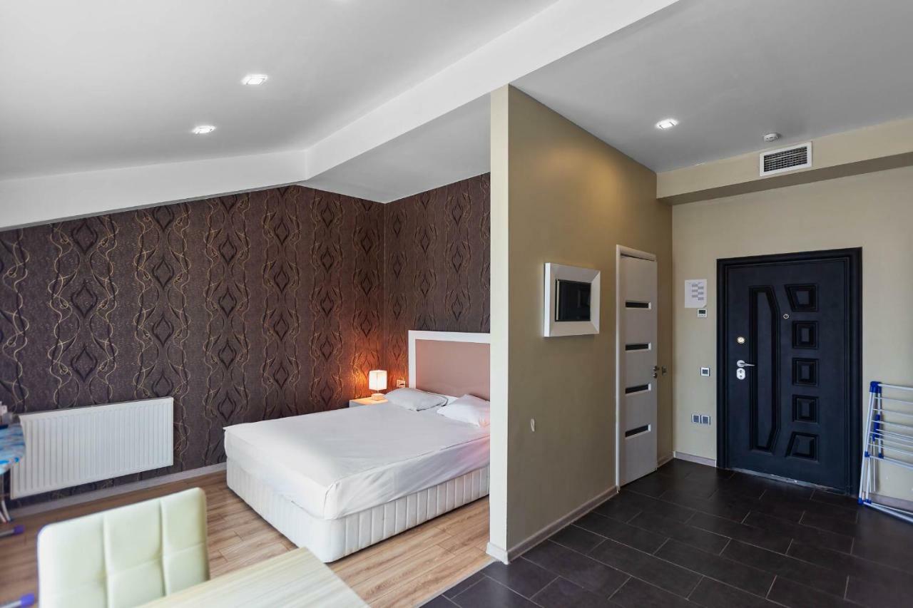 Diplomat Suites Baky Esterno foto
