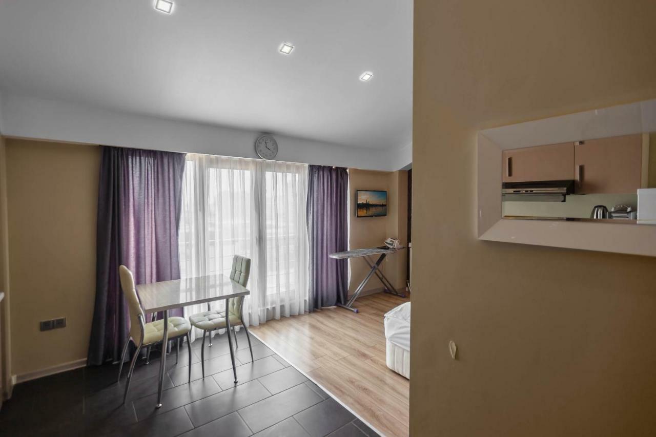 Diplomat Suites Baky Esterno foto